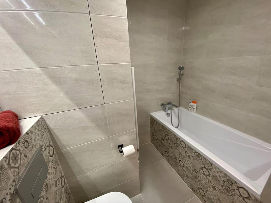 Štúrovo Apartman Kristina מראה חיצוני תמונה