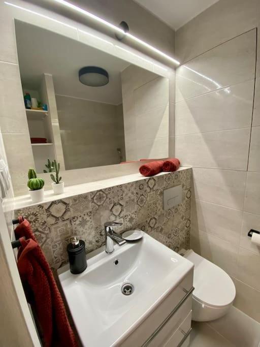 Štúrovo Apartman Kristina מראה חיצוני תמונה