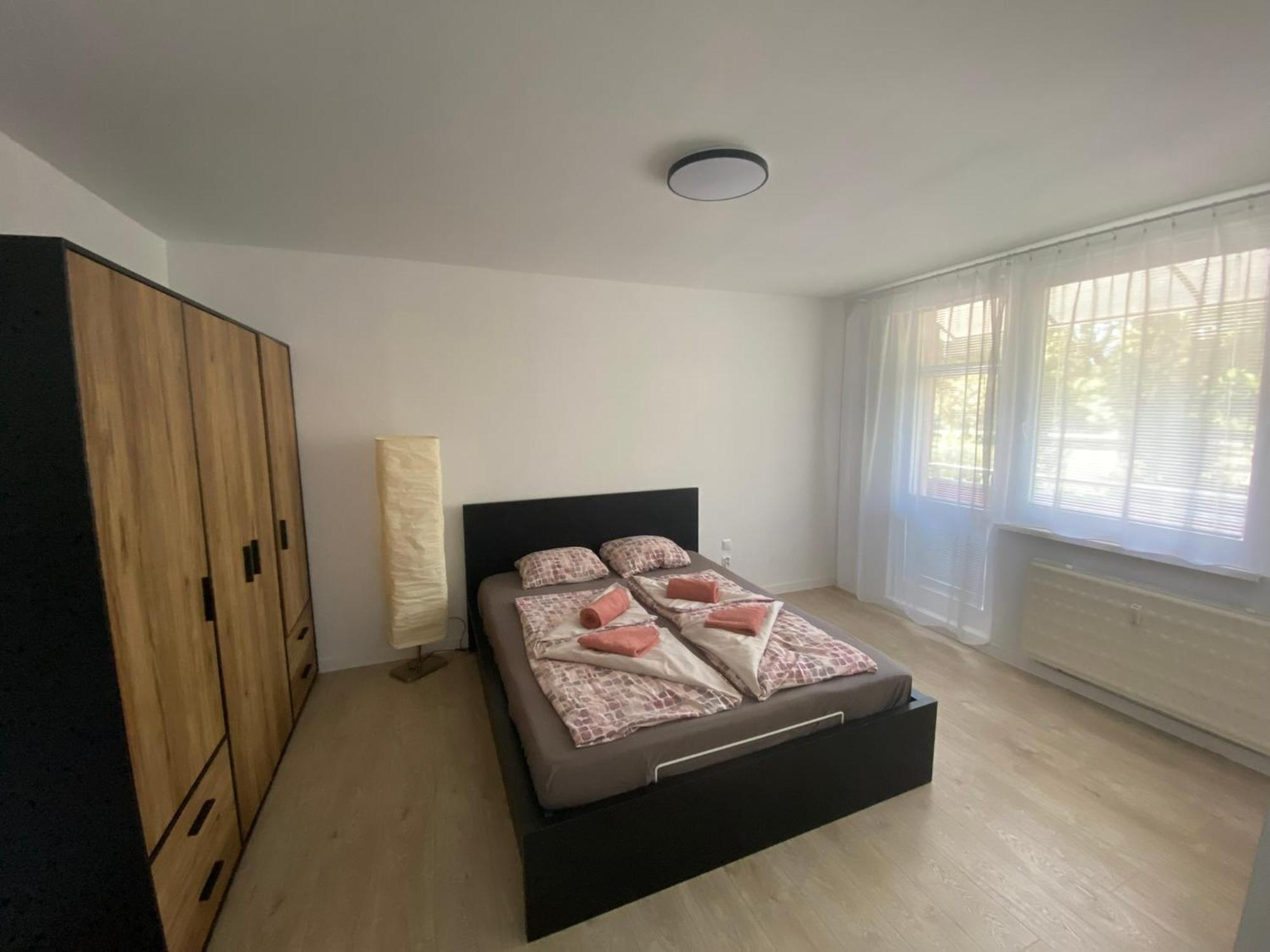 Štúrovo Apartman Kristina מראה חיצוני תמונה